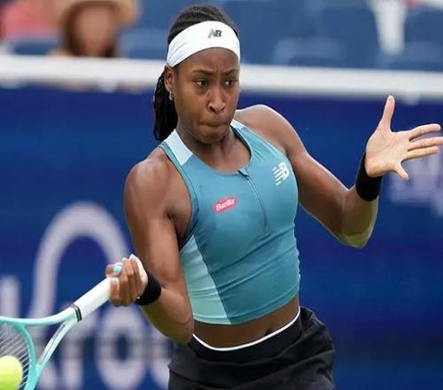 辛納和高芙揭秘更衣室不為人知的一面：暗中硝煙四起