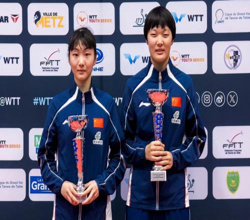 32險(xiǎn)勝奪冠！中國女乒14歲超級(jí)新星崛起：看齊孫穎莎王曼昱