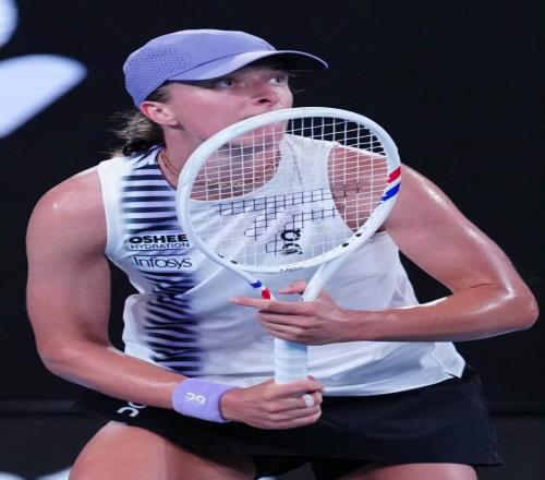 絲襪晉級稱不看簽表，瓦林卡揮別澳網(wǎng)，辛納暫停逆轉(zhuǎn)引一片罵聲