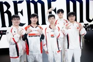 LPL發(fā)布TES賽后返圖：凝心共進(jìn)，并肩向前