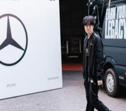 Zeus:回头看这一年本有很多机会去夺冠,八强出局留下了很多遗憾