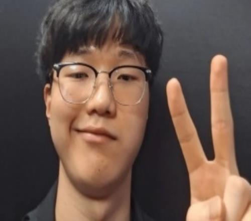 戰(zhàn)勝TES后，KT上單PerfecT發(fā)文：三連勝晉級八強！太棒了