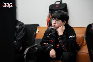 徐神操辦退役儀式這一塊！Cube跑路之前打的最后一場也是對位Xiaoxu