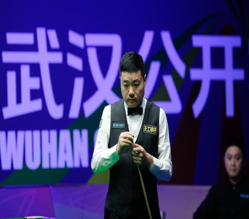 斯諾克武漢公開賽：丁俊暉51晉級(jí)，下輪將戰(zhàn)19歲新星穆迪