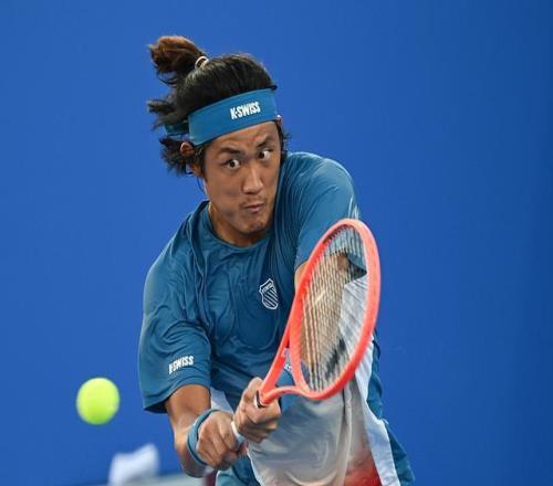 張之臻狂轟10記Ace重返TOP300，吳易昺取代小布一哥換人