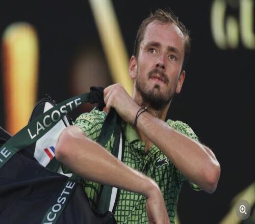 41名ATP人員被困迪拜梅總打趣來場閉門賽，周意發(fā)文稱成戰(zhàn)地記者