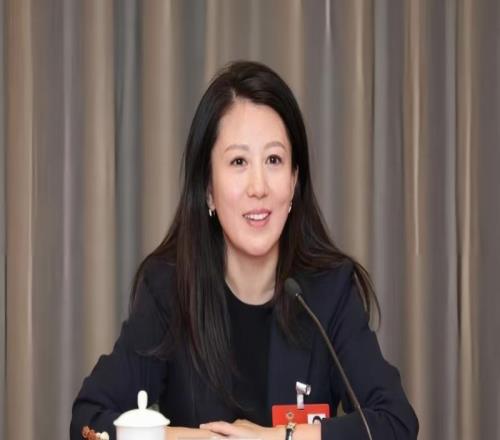 青少年“卷”體育只為升學(xué)加分楊揚(yáng)：讓熱愛(ài)長(zhǎng)久讓成長(zhǎng)回歸