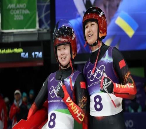 這個(gè)冬奧新項(xiàng)目，她倆“躺”出了中國(guó)紀(jì)錄