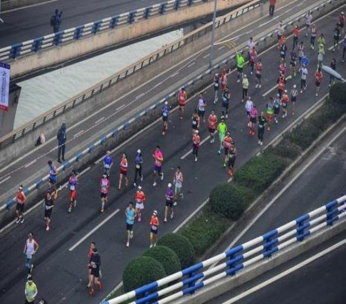 重慶馬拉松通報(bào)離世選手情況，為何悲劇常發(fā)生在跑馬終點(diǎn)前后