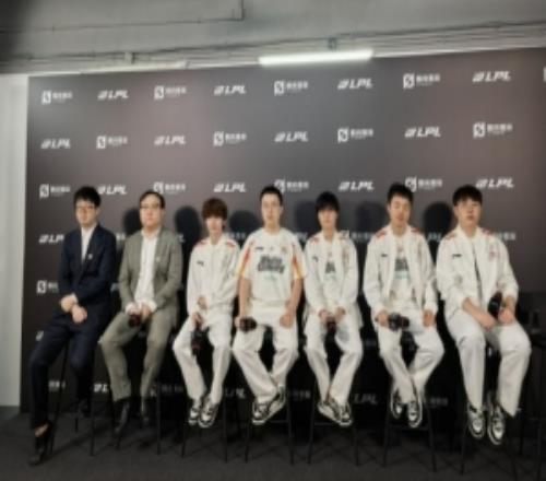 WBG賽后群訪Xiaohu：我們打團不夠好資源團落位太慢給不到壓力