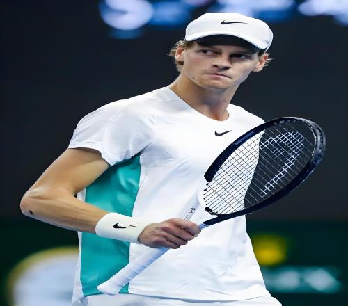 從2023年到現(xiàn)在，短短四年辛納已完成硬地大師賽全奪冠偉業(yè)