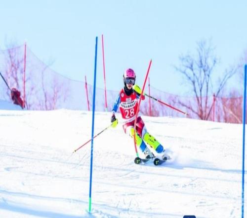 廣東首位！深圳高級(jí)中學(xué)學(xué)生獲評(píng)高山滑雪國(guó)家一級(jí)運(yùn)動(dòng)員