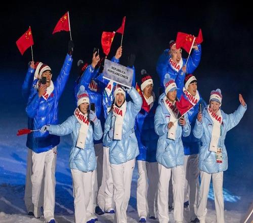 各國運動員懷揣夢想入場，米蘭冬奧會開幕式太好看了