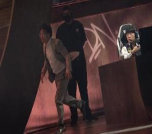 教练申请激情开麦！理性讨论如果LPL也加入教练语音，谁会把把三次拉满