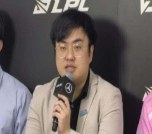 BLG教练：有这么强的选手和这么好的教练组肯定是冲着夺冠去的