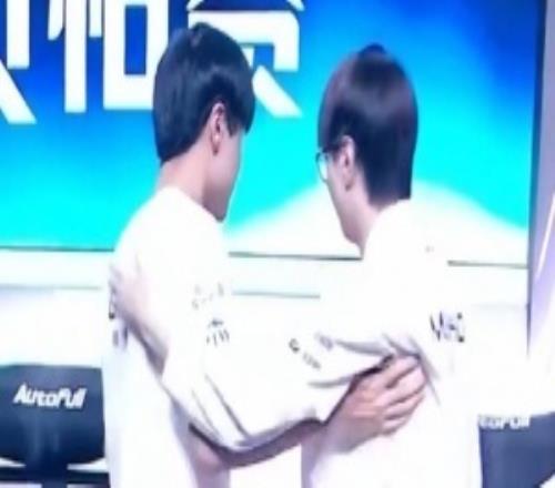 iG&T1季后賽選手?jǐn)?shù)據(jù)：TheShy不買真眼來(lái)就給GALA擊殺參與41%！