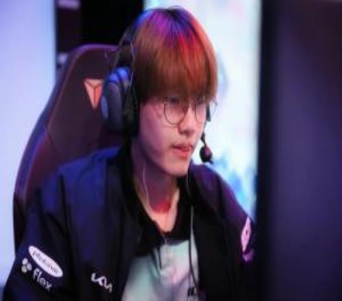 外媒統(tǒng)計(jì)：DK輔助Career在K杯12場(chǎng)選10個(gè)英雄領(lǐng)先其他輔助