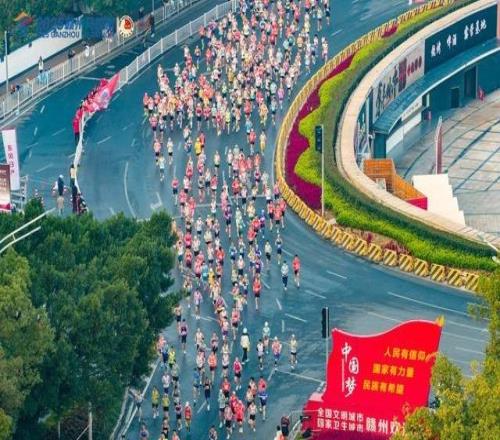 一場馬拉松，如何成了城市精神“加油站”新京報評論
