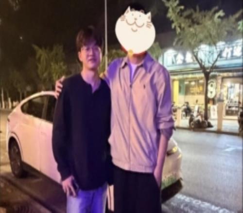 知名开导大师xun哥!网友晒照:街头偶遇了Shanks和Xun