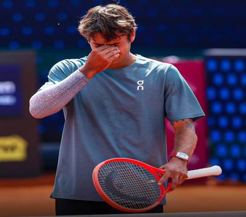 淘汰謝爾頓大主人，決賽卻成鋪路工，科博利為誰辛苦為誰甜