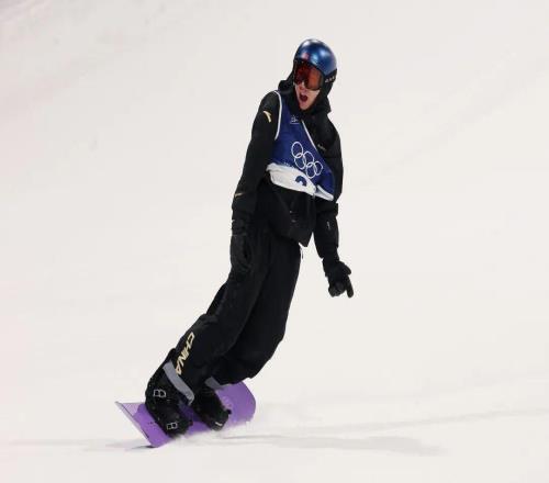 冬奧衛(wèi)冕第一步！蘇翊鳴晉級決賽！