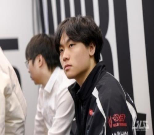 蜜月期结束!BLG双打野合计9929战绩告别S15世界赛