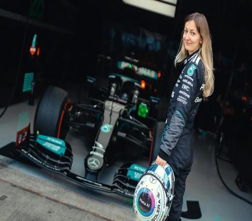 F1女車手，正在改寫賽車史