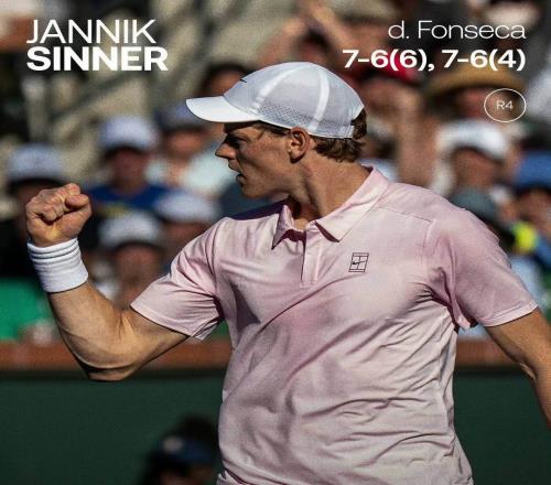 辛納驚魂時(shí)刻險(xiǎn)些被豐塞卡導(dǎo)彈式扣殺擊中受傷，網(wǎng)友稱太瘋狂了