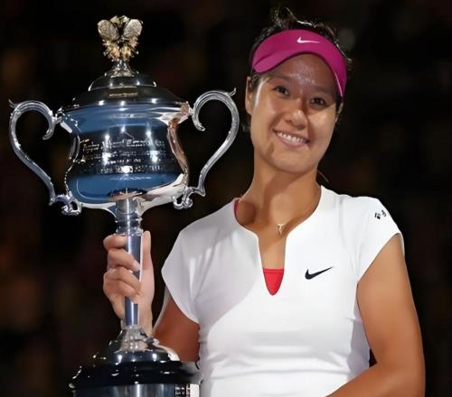 1977年網(wǎng)壇怪事：一年辦了兩屆澳網(wǎng)，誕生兩位冠軍