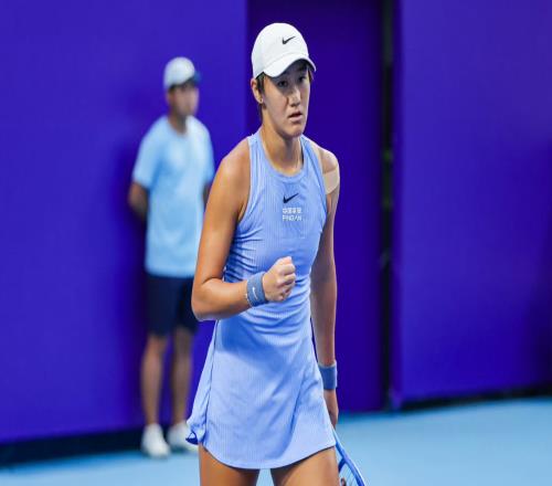 9連勝沖第二冠！中國女網25歲1米82王牌閃耀：生日收大禮轟出60