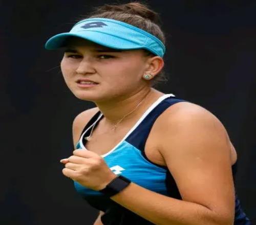 一波五連勝，轉(zhuǎn)籍便奪冠，拉希莫娃上周再成焦點(diǎn)人物