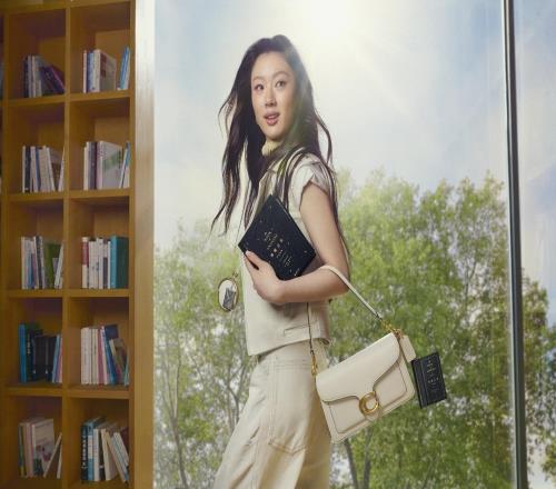 潮訊理查米爾助力女性船隊完成環(huán)球壯舉，速度滑冰冠軍寧忠?guī)r參觀歐米茄展館，COACH發(fā)布“書寫真我故事”廣告大片