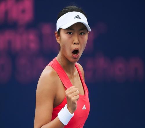 恭喜！中國(guó)女網(wǎng)17歲1米81新星崛起：成人賽連勝看齊鄭欽文王欣瑜