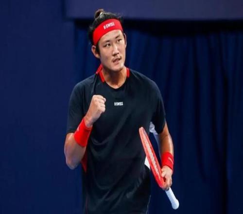 終結(jié)四連??！張之臻完勝晉級(jí)，紅土賽季有望迎來(lái)爆發(fā)