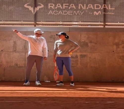 佩古拉談納達(dá)爾指導(dǎo)絲襪稱是所有人的噩夢，凱斯打趣這應(yīng)該被禁止