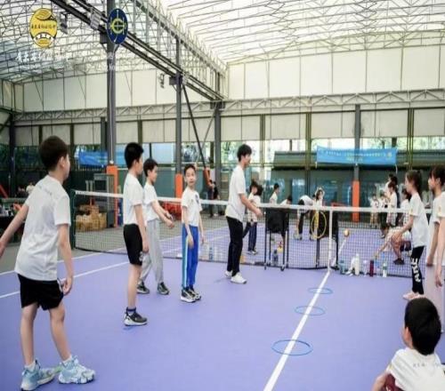 粵港澳大灣區(qū)青少年體育發(fā)展計(jì)劃網(wǎng)球培訓(xùn)增城站開營