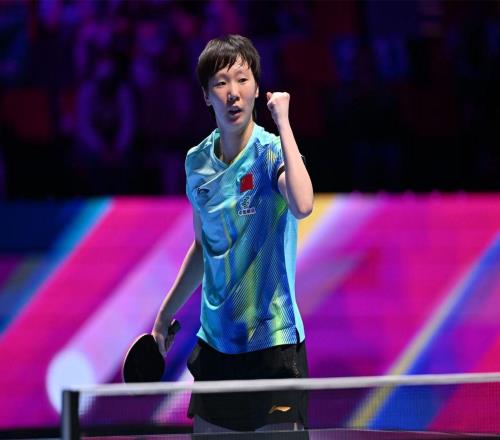 42力挫日乒主將！王曼昱85分鐘鏖戰(zhàn)進(jìn)四強(qiáng)沖冠：與馬琳擊掌相慶