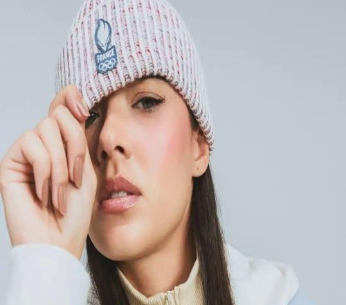 谷愛凌、蘇翊鳴上身，2026冬奧中國隊(duì)?wèi)?zhàn)袍夯出圈了！