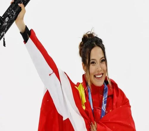 除夕夜，谷愛凌再奪一銀