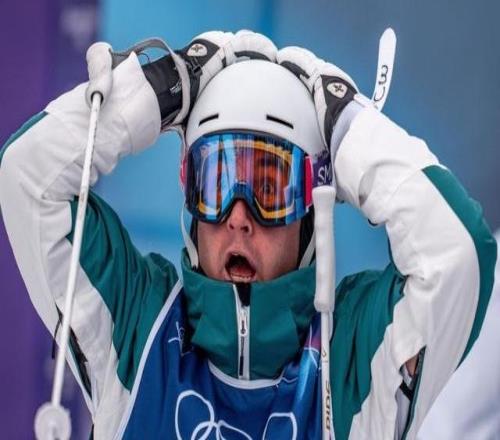 澳大利亞選手庫(kù)珀伍茲摘得自由式滑雪雪上技巧金牌