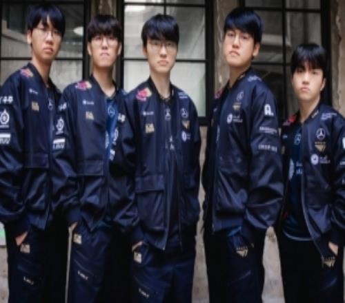 賽事官方發(fā)布S15冠亞軍決賽對陣預告：洪爐點雪，立見真章