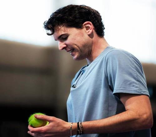 蒂姆：阿卡16歲已展現(xiàn)巨星天賦，辛納不然但他的努力讓人印象深刻