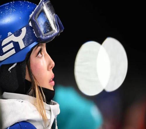 自由式滑雪女子第一人：中國運(yùn)動員谷愛凌！