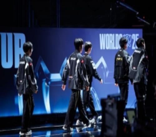 LPL官方发布AL返图:此行已定,心火不熄,长路迢迢再赴