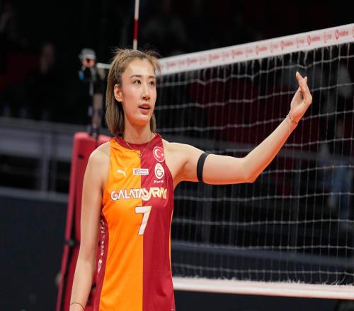 攔網(wǎng)第1！中國女排28歲1米95王牌留洋進(jìn)化：接替袁心玥當(dāng)副攻支柱