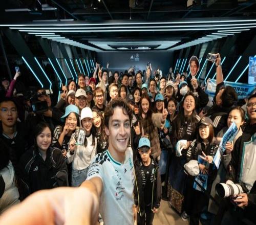 說著“儂好”的拉塞爾，你怎能不愛