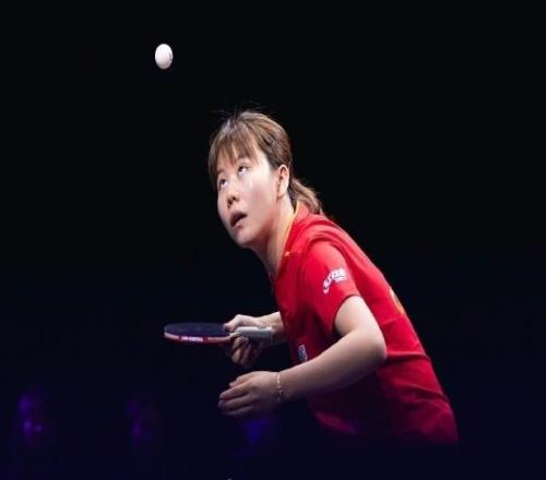 陳幸同42逆轉(zhuǎn)戰(zhàn)勝早田希娜，國(guó)乒包攬橫濱冠軍賽女單四強(qiáng)