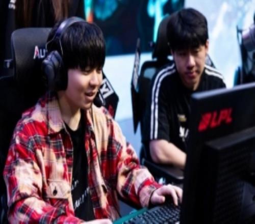 IG分享Rookie全明星返圖：以技會友以心相映星河再聚共話春秋