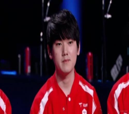 垃圾話環(huán)節(jié)！JackeyLove：“鬧劇結束了！明天慶功宴我會宴請你的！”