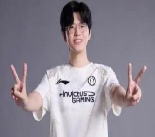 已經(jīng)找到隊了iG官宣jiejie離隊文案寫道：期待未來成為對手的你